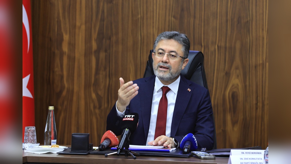 Yumaklı: Orman yangınlarıyla mücadele ediyoruz, su kaynaklarımızı verimli kullanmalıyız