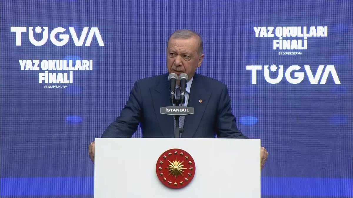 Erdoğan, TÜGVA Yaz Okulları Finali'nde gençlere seslendi: 'Güçlü Türkiye'ye çok az kaldı'