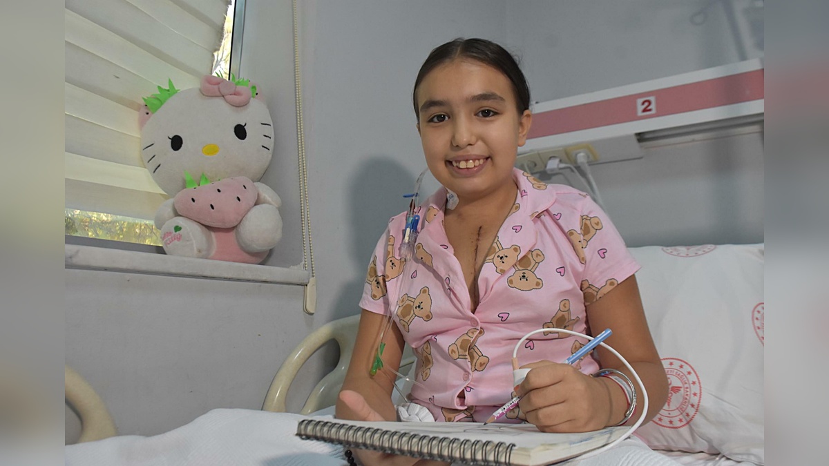 İzmir'de 11 Yaşındaki Masal'ın Kalbi Yeniden Attı