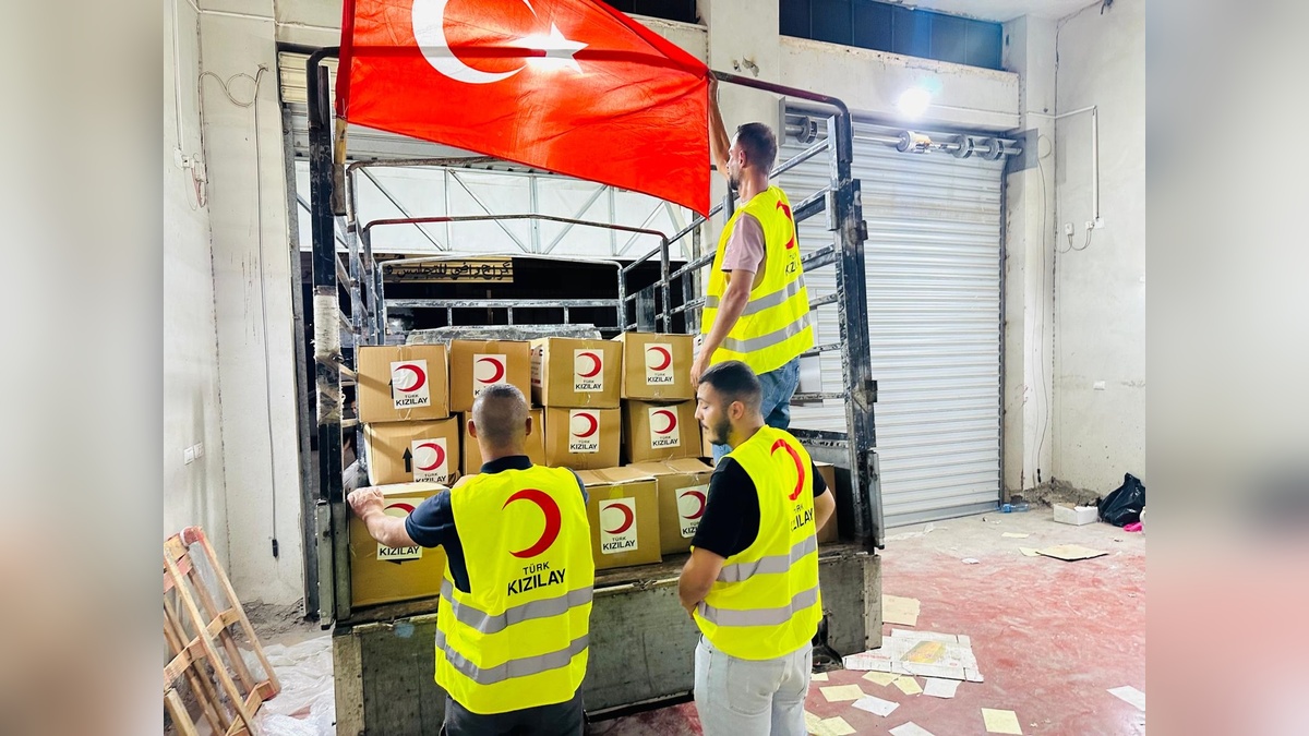 Türk Kızılayı, Cenin'e 1200 gıda kolisi ulaştırdı