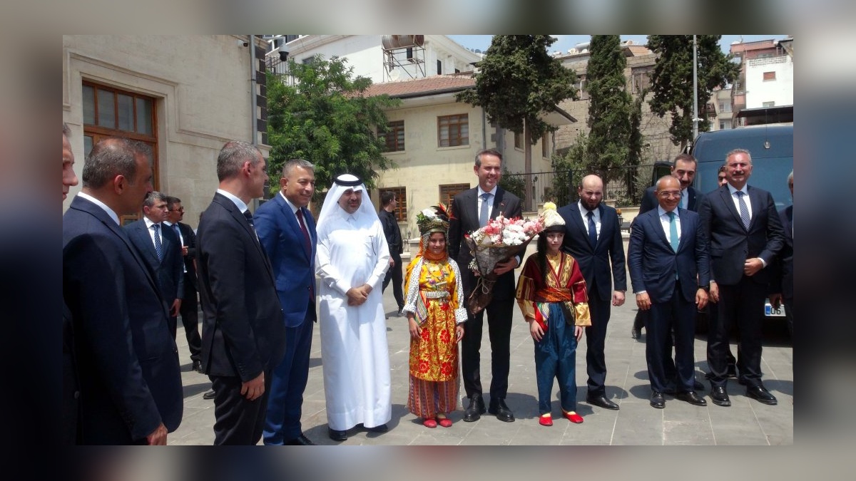 Kilis Valiliği'ne önemli ziyaret: Bakan Bayraktar ve uluslararası heyet görüştü