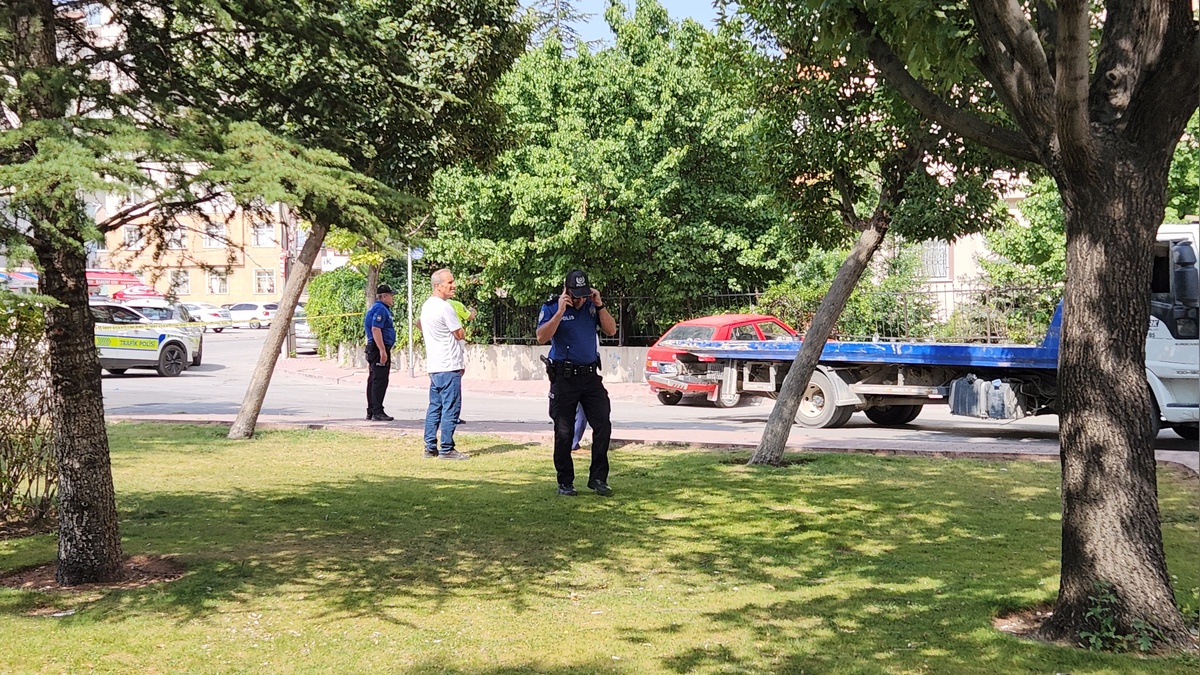 Konya'da polis memuru yaralandı: Ehliyetsiz sürücü gözaltında