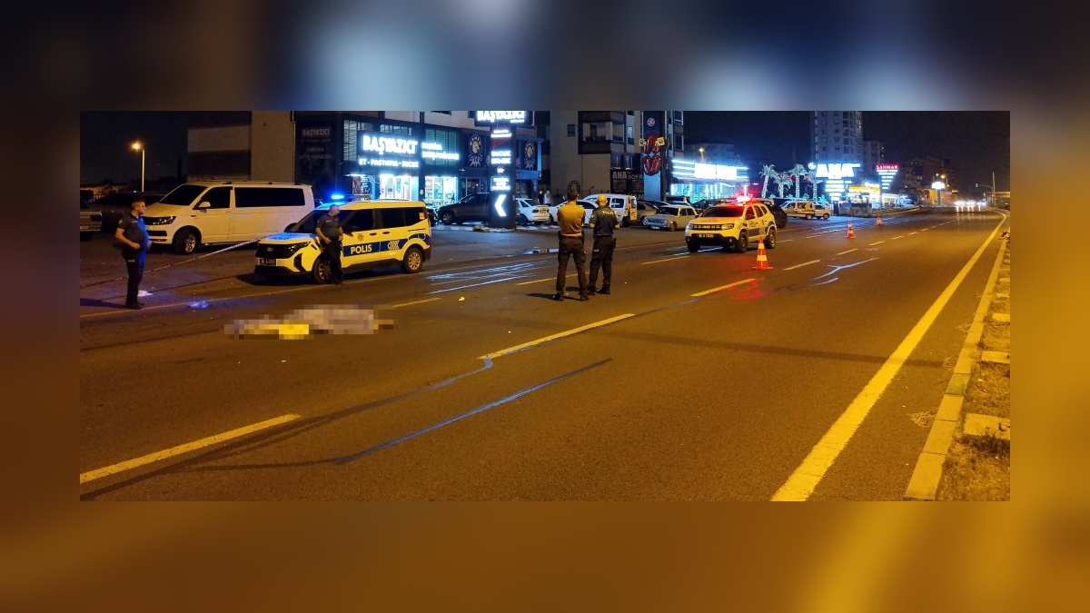 Kayseri'de feci kaza: Yaya, önce hafif ticari araç sonra otomobil tarafından ezildi