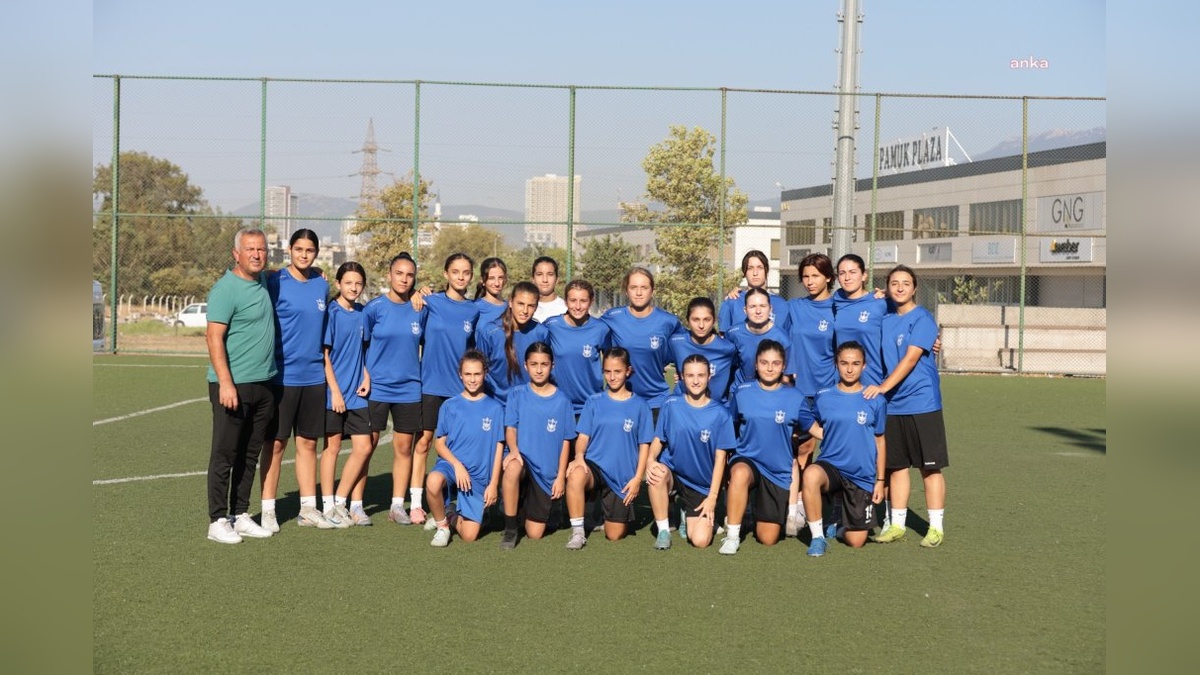 Konak Belediyespor'dan 5 futbolcu milli takım kampına davet edildi