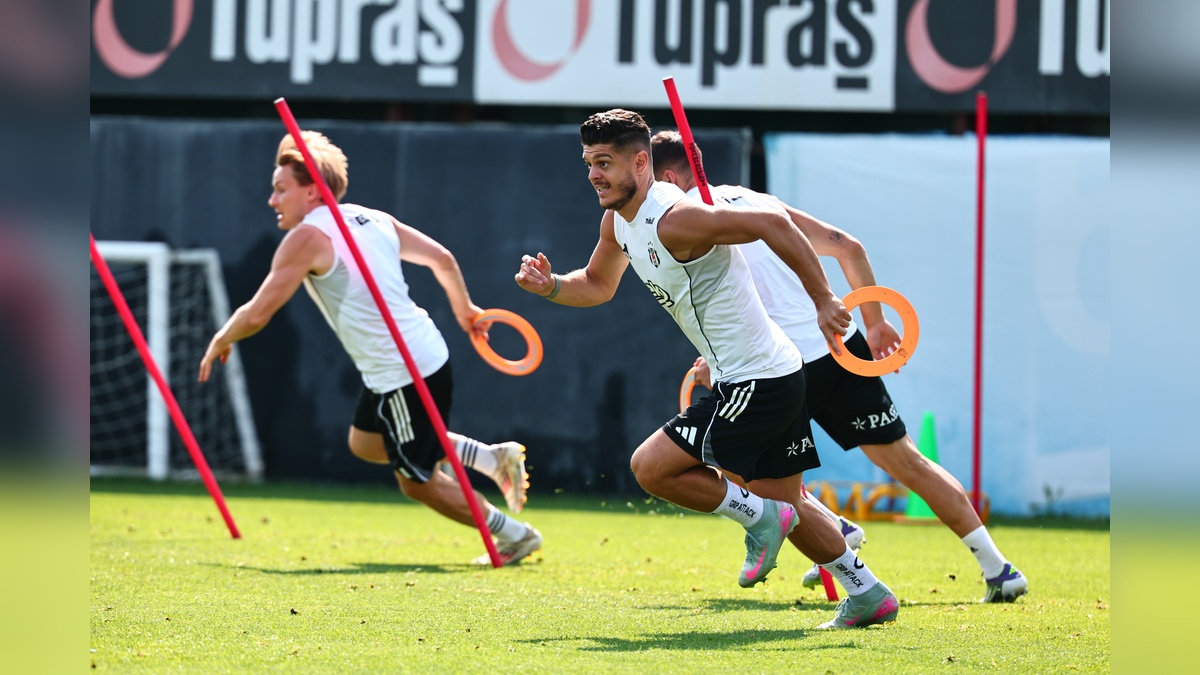 Beşiktaş, St. Patrick's maçı hazırlıklarına devam etti