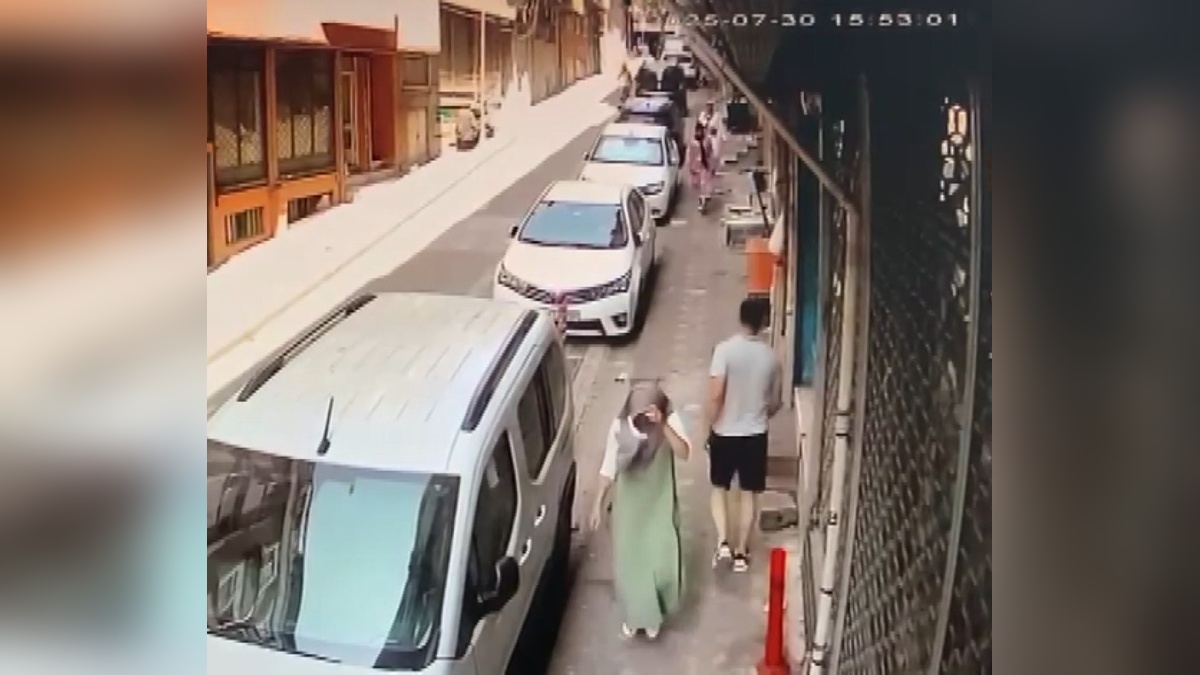 Zeytinburnu'nda 3 kadın hırsız yakalandı: 101 suç kaydı bulunan şüpheli tutuklandı