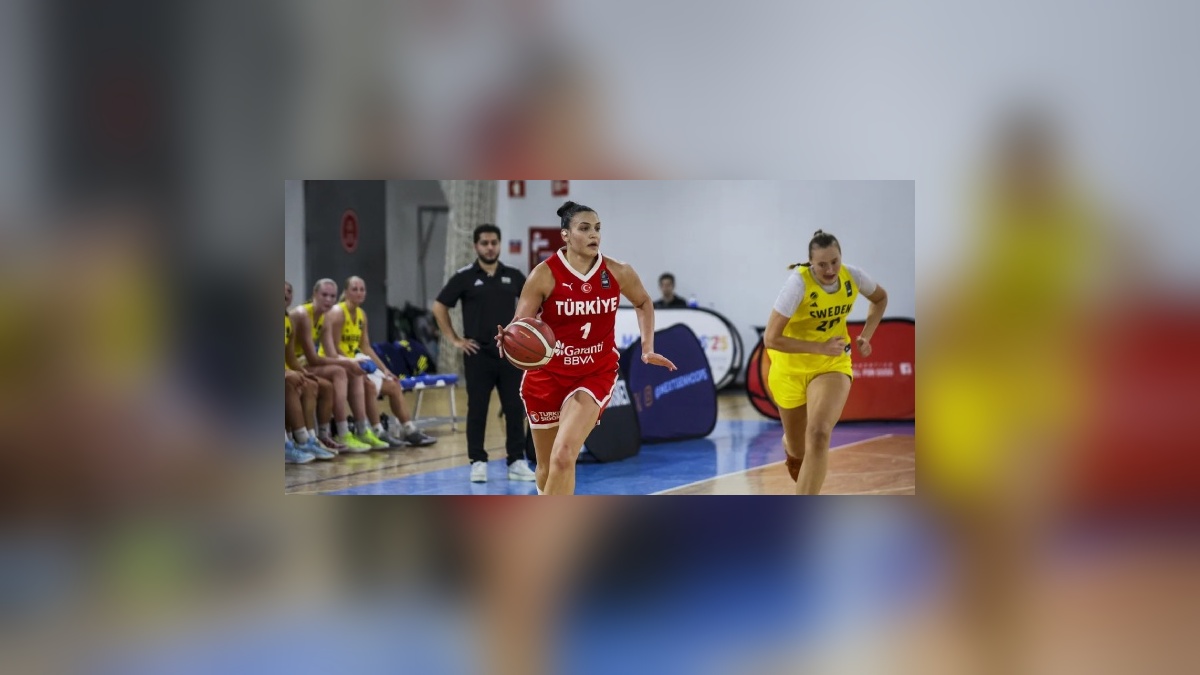U20 Kız Milli Basketbol Takımı İsveç'i yendi: Grup lideri