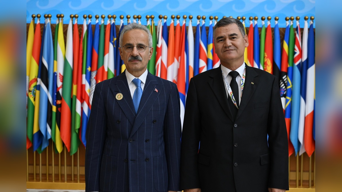 Uraloğlu, Türkmenistan'da Çakıyev ile görüştü: Ulaştırma iş birliği güçleniyor