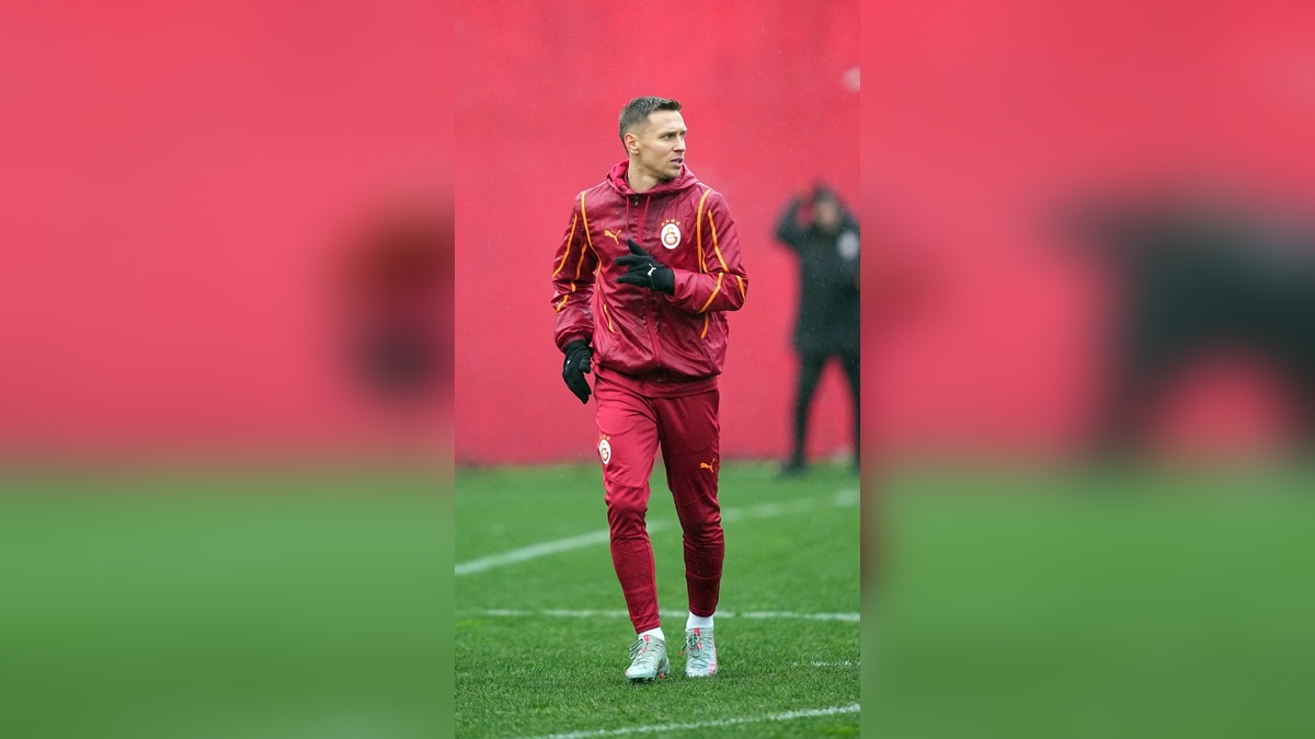 Galatasaray, Frankowski'nin Rennes'e transferini duyurdu