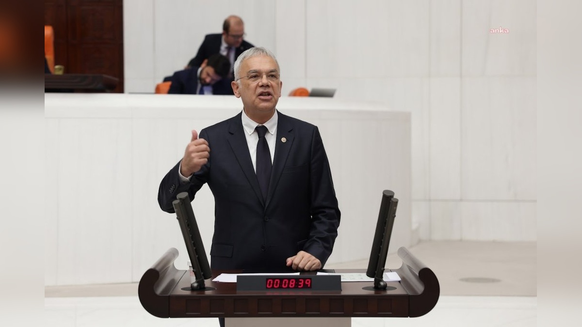 Kayıhan Pala'dan Bakan Memişoğlu'na otizm soruları