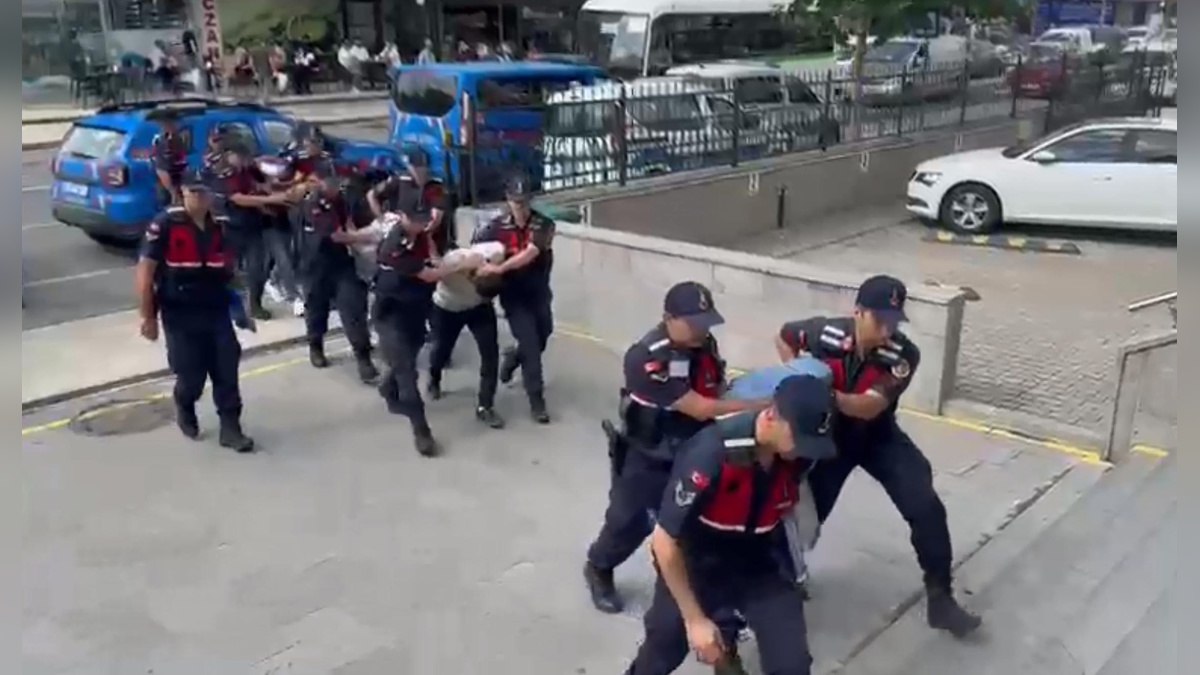 Çerkezköy'de internetten tanıştığı kişiler tarafından darbedilen U.İ.'nin telefonu çalındı: 5 şüpheli tutuklandı