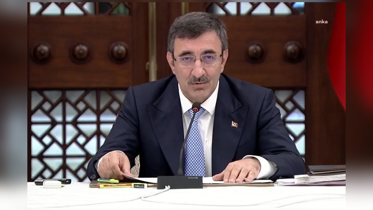 Yılmaz: Sahte diplomalarla demokratik siyaseti yıpratma girişimi