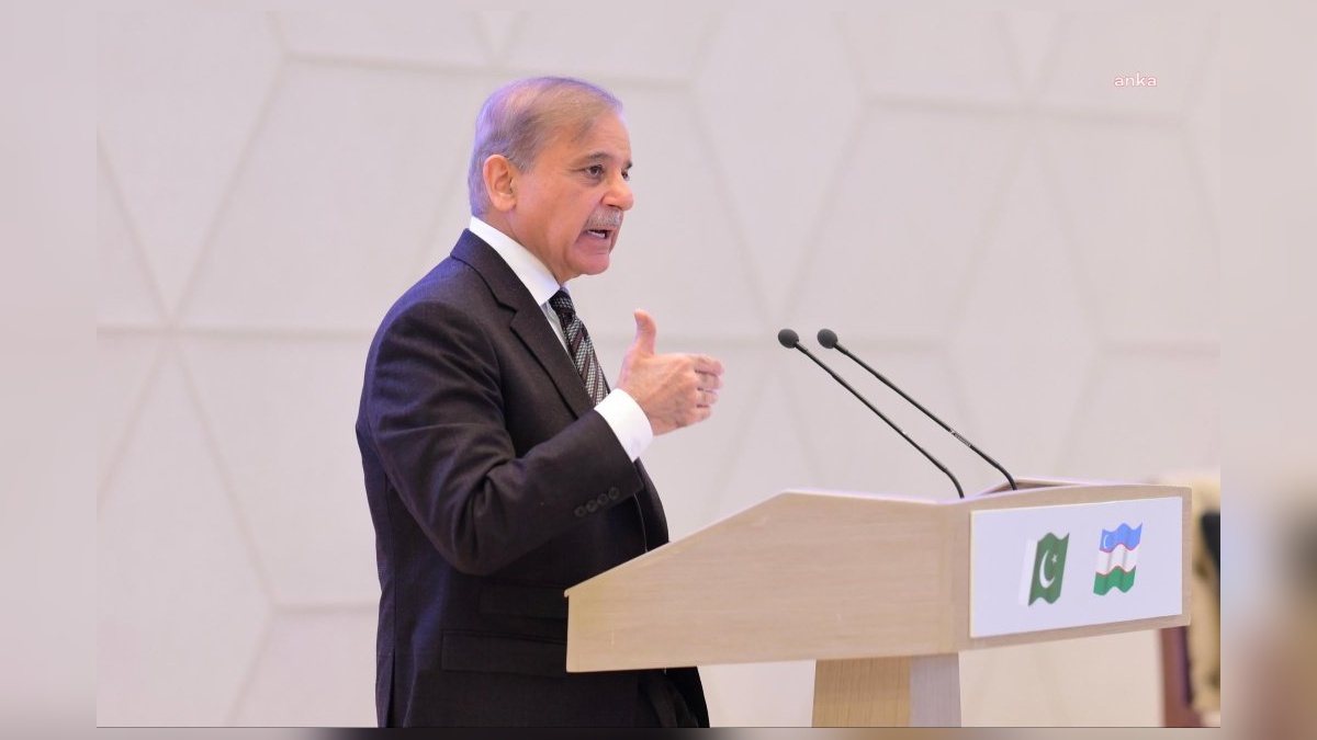Şahbaz Şerif: Tarihi barış anlaşmasını memnuniyetle karşılıyoruz