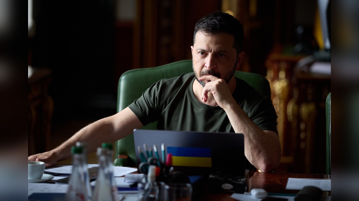 Zelenskiy: Ukraynalılar topraklarını işgalciye vermeyecek