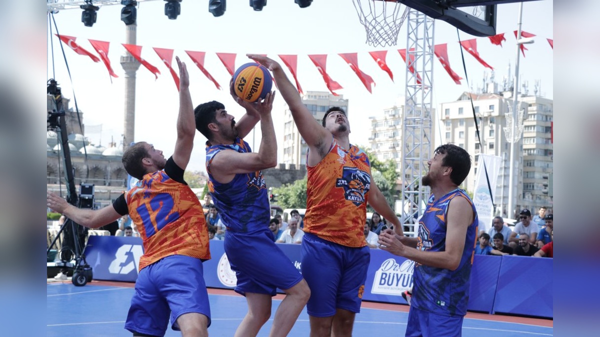 Kayseri'de uluslararası basketbol turnuvası başladı: İspanya'da FIBA Challenge'a katılım hakkı ödül olarak verilecek