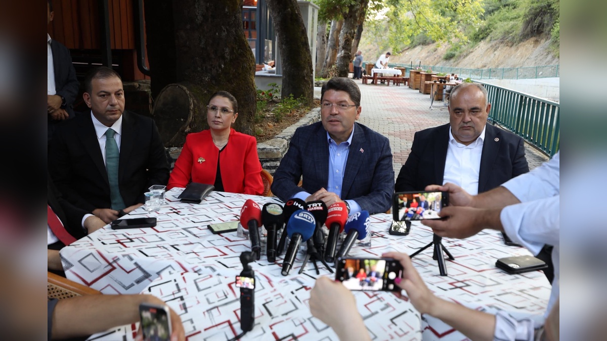 Yılmaz Tunç: Aile ara buluculuğu boşanma davalarını hızlandıracak