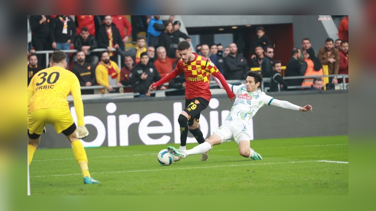 Göztepe, Çaykur Rizespor'u 3-0 yendi