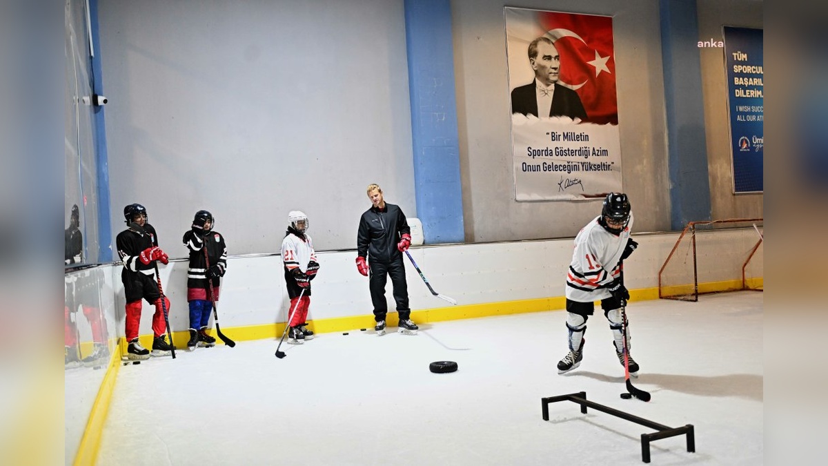 Antalya'da U12-U16 Buz Hokeyi Gelişim Kampı tamamlandı