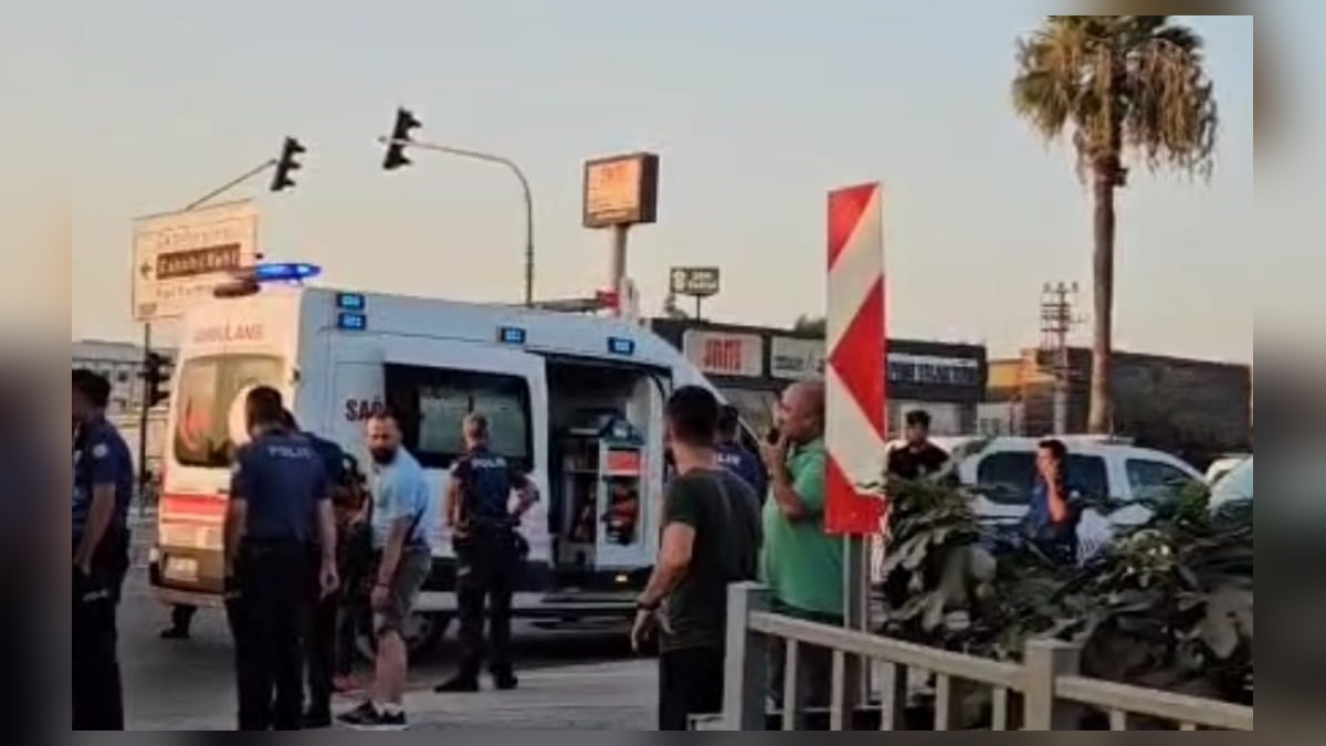 Tarsus'ta baba, oğullarını ve arkadaşını tüfekle yaraladı