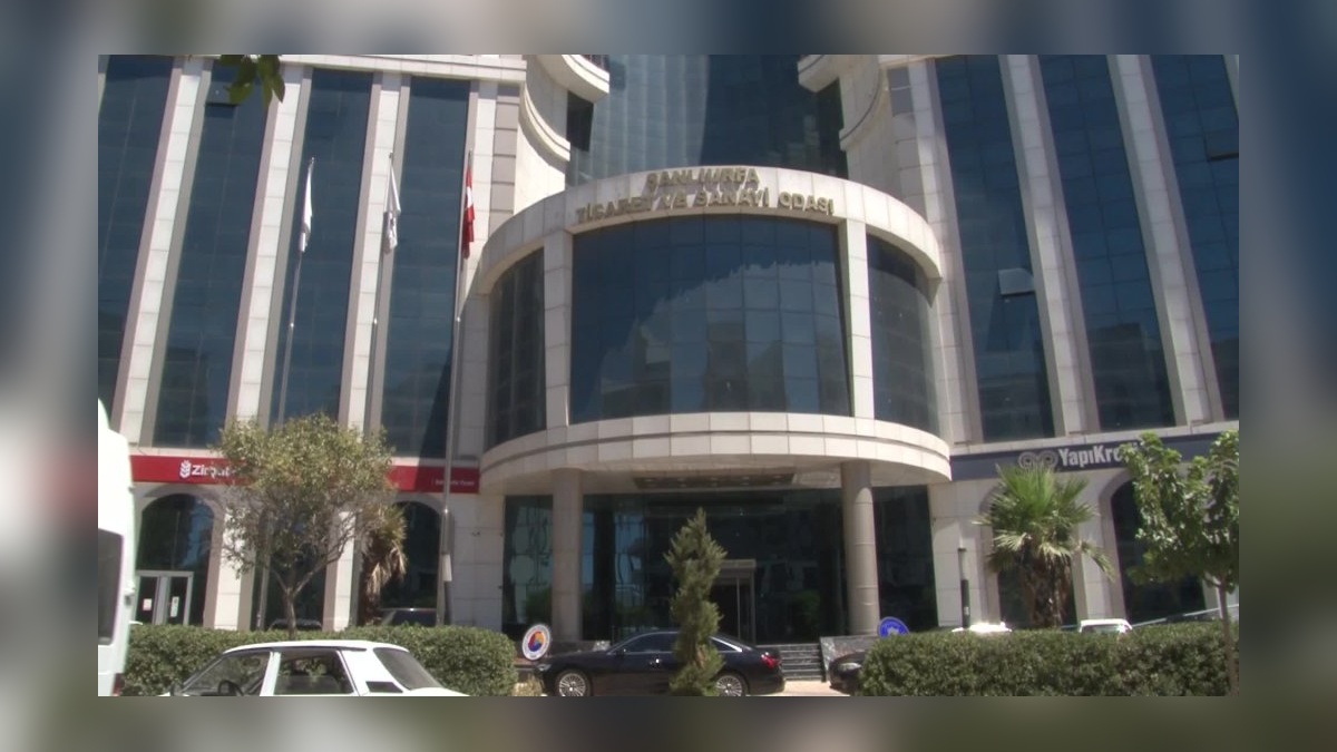 Şanlıurfa'da CHP heyeti: İktidarın ekonomik politikaları sanayicileri ülkeyi terk etmeye itiyor
