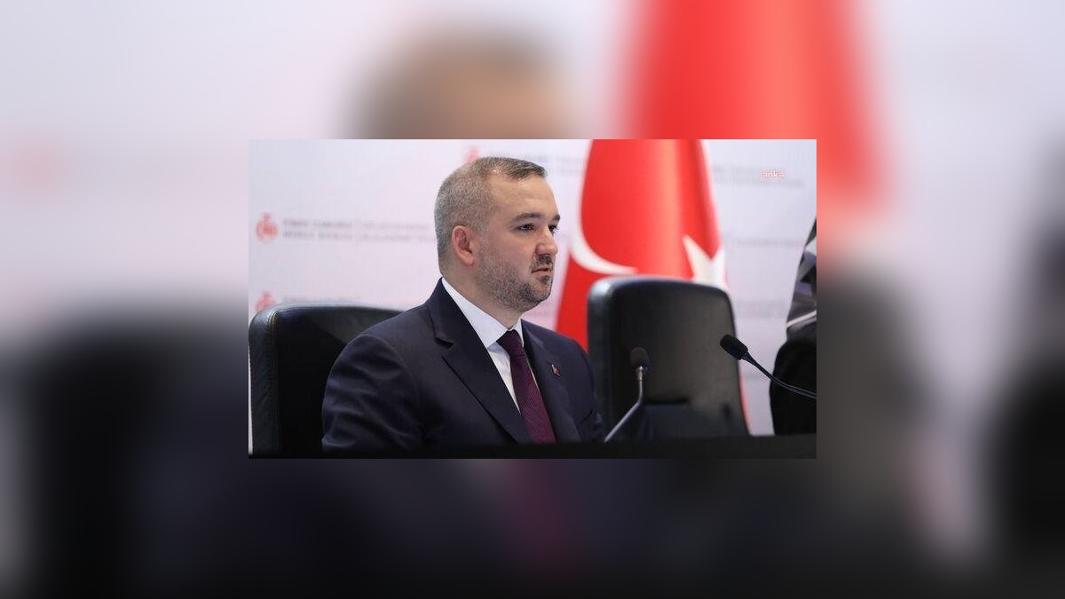 TCMB Başkanı Karahan: Faiz indirimi enflasyon görünümüne bağlı