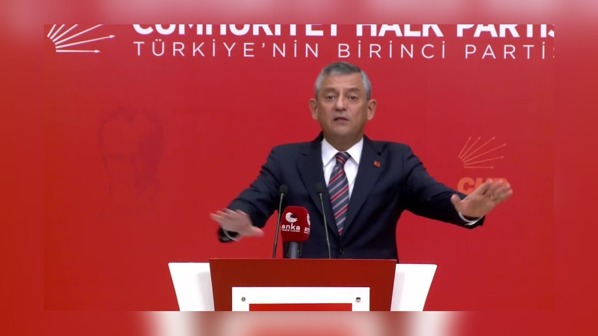 Özgür Özel: AK Parti'nin doğum günü hediyesi; 2 milyon dolarlık iftira ve tehdit