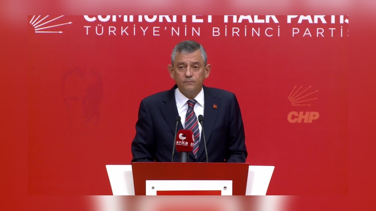 Özel'den Tunç'a çağrı: HSK'yı olağanüstü toplantıya çağır, şeffaf bir soruşturma başlat