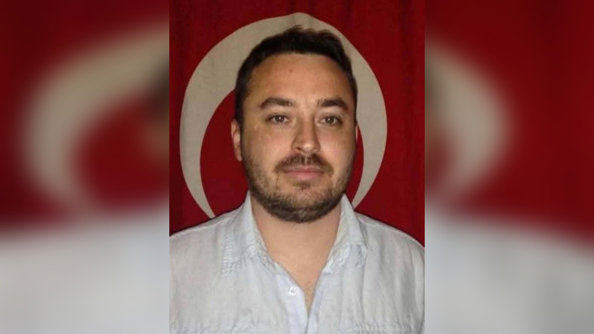 Çanakkale'de kazada hayatını kaybeden iki kişinin cenazeleri toprağa verildi