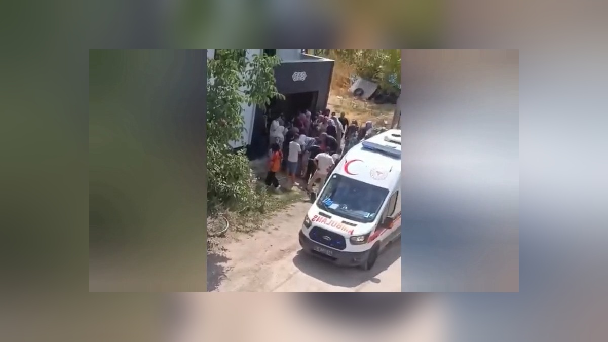 İnegöl'de teras temizliği sırasında düşen 17 yaşındaki Kader Ç. ağır yaralandı
