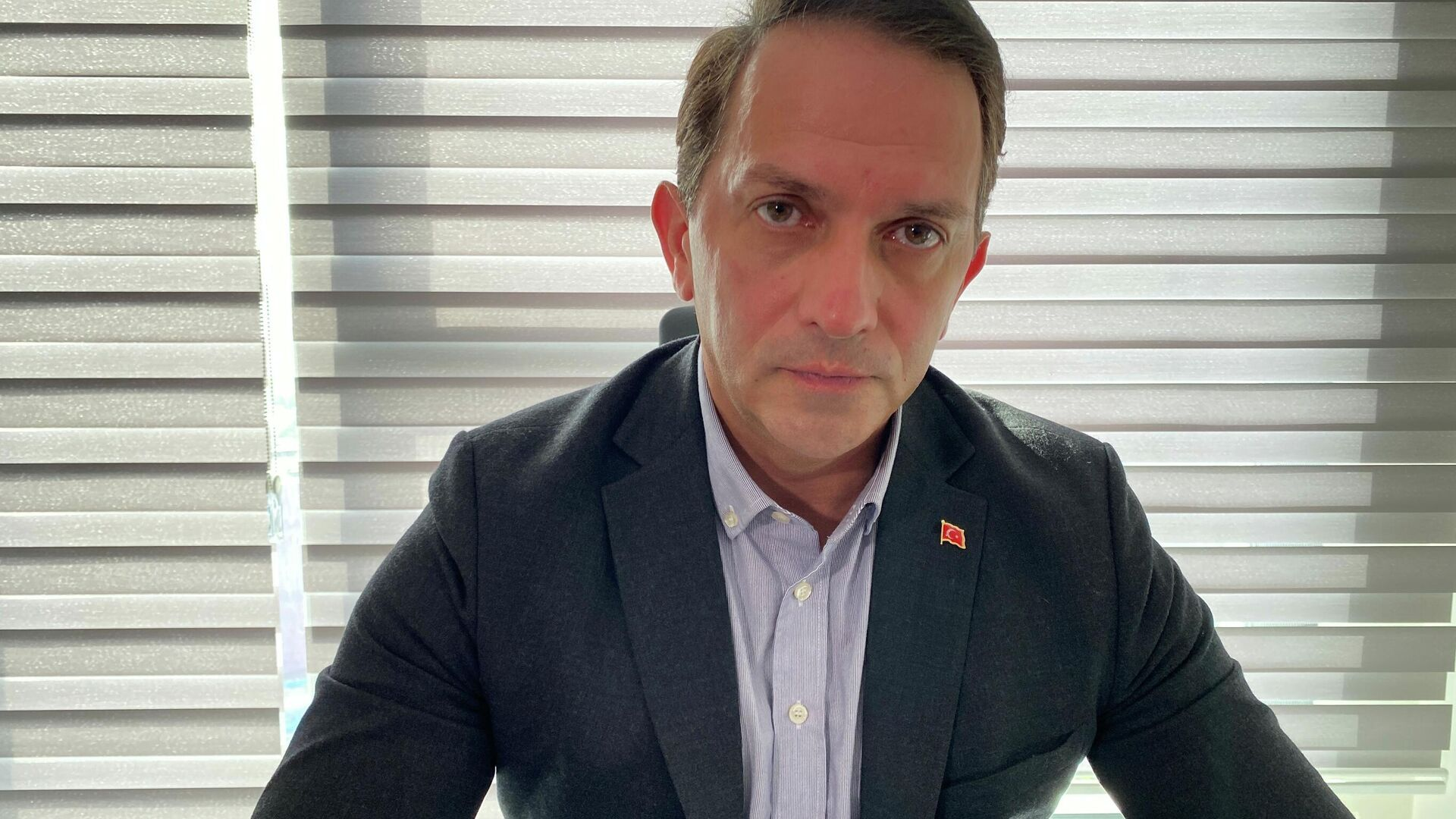 AK Parti’de Rüşvet Krizi: Mücahit Birinci İstifasını Verdi