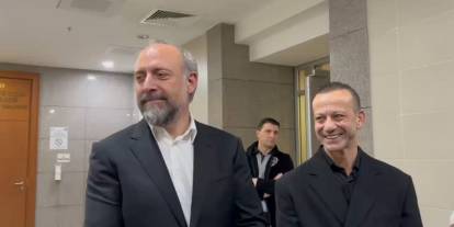 Halit Ergenç ve Rıza Kocaoğlu 'yalan tanıklık' davasında mahkemede