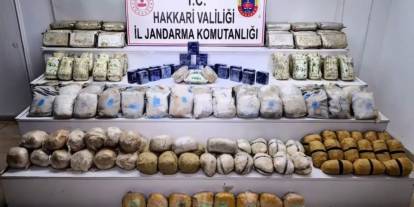 İçişleri Bakanı Yerlikaya: Hakkari ve Van'da 339 Kilo Uyuşturucu Ele Geçirildi