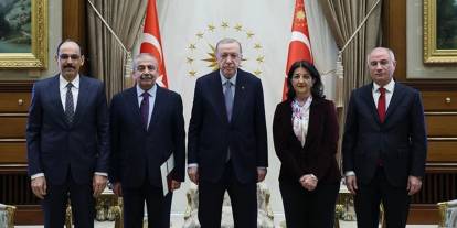 MİT Başkanı İbrahim Kalın, teröristbaşı Öcalan'la görüştü!