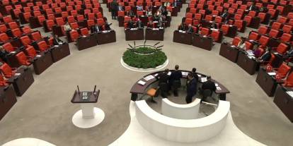Aşkın Genç: Türk İşçisi Yılın Üç Ayını Devlete Çalışıyor