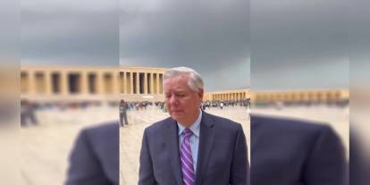 ABD'li Senatör Graham Anıtkabir'i Ziyaret Etti: Türkiye'nin Barış Çabalarına Destek Vurgusu