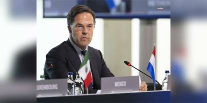 Rutte: NATO, Savunma Harcamalarını Yüzde 2'nin Üzerine Çıkarmayı Hedefliyor