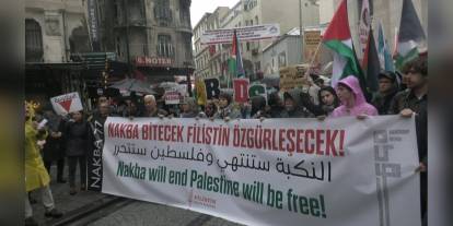 Sirkeci'de Nakba Yürüyüşü: "Nakba Bitecek, Filistin Özgürleşecek"