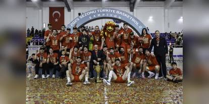 Göztepe, Basketbol 2'nci Liginde Şampiyon Oldu