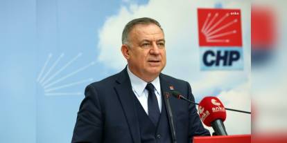 İBB'ye 3'üncü dalga gözaltı: Gökan Zeybek'ten iktidara tepki