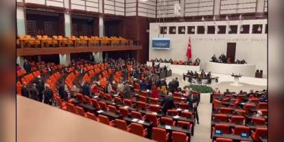 HSK Üye Seçimi: CHP'den Hukuksuzluk İddiası ve Meclis'i Terk