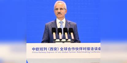 Uraloğlu: Türkiye, Kuşak Yol Girişimi'nin önemli bağlantı noktası