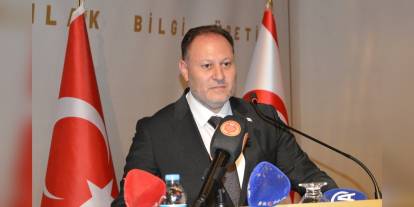 Öztürkler: Kıbrıs'taki Türk varlığı tartışılmaz