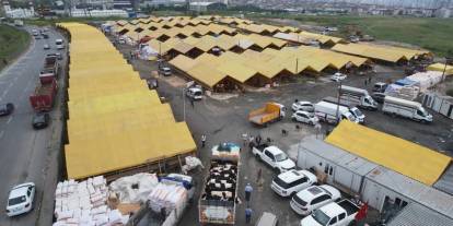 İstanbul'da Kurbanlık Pazarları Canlandı: 1300 Kiloluk 'Poyraz' 400 Bin TL