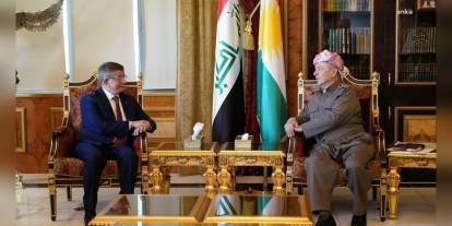 Davutoğlu, Kuzey Irak'ta temaslarda bulundu