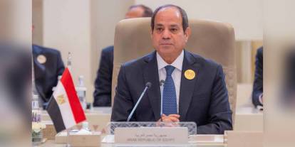 Sisi, Starmer'a Gazze'deki durumu anlattı
