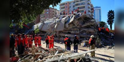 İzmir depremi Rıza Bey Apartmanı davasında yeni bilirkişi raporu kararı