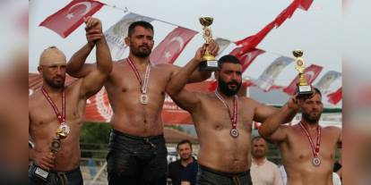 Akhisar Çağlak Yağlı Güreşleri'nde Süleyman Başar başpehlivan oldu