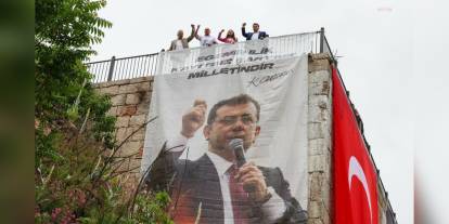 Özgür Özel: İmamoğlu posterlerine yasak: Cürmünüz kadar yer yakarsınız!