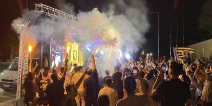 Osmaniye'de Fenerbahçe Beko'nun EuroLeague şampiyonluğu kutlandı