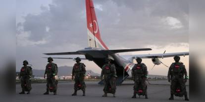 Erciyes 2025 Tatbikatı başladı: 13 ülke askerinin katıldığı tatbikatta gece atlayışı